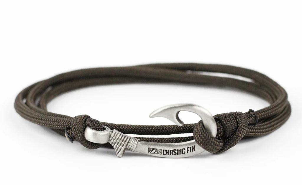 Chasing Fin Adjustable Hook Bracelet/Anklet