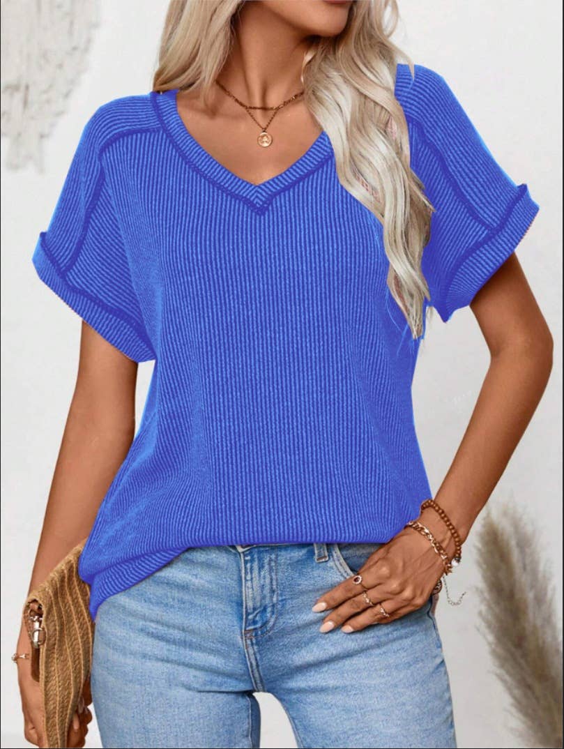 Two-tone Ribbed V-neck Shirt