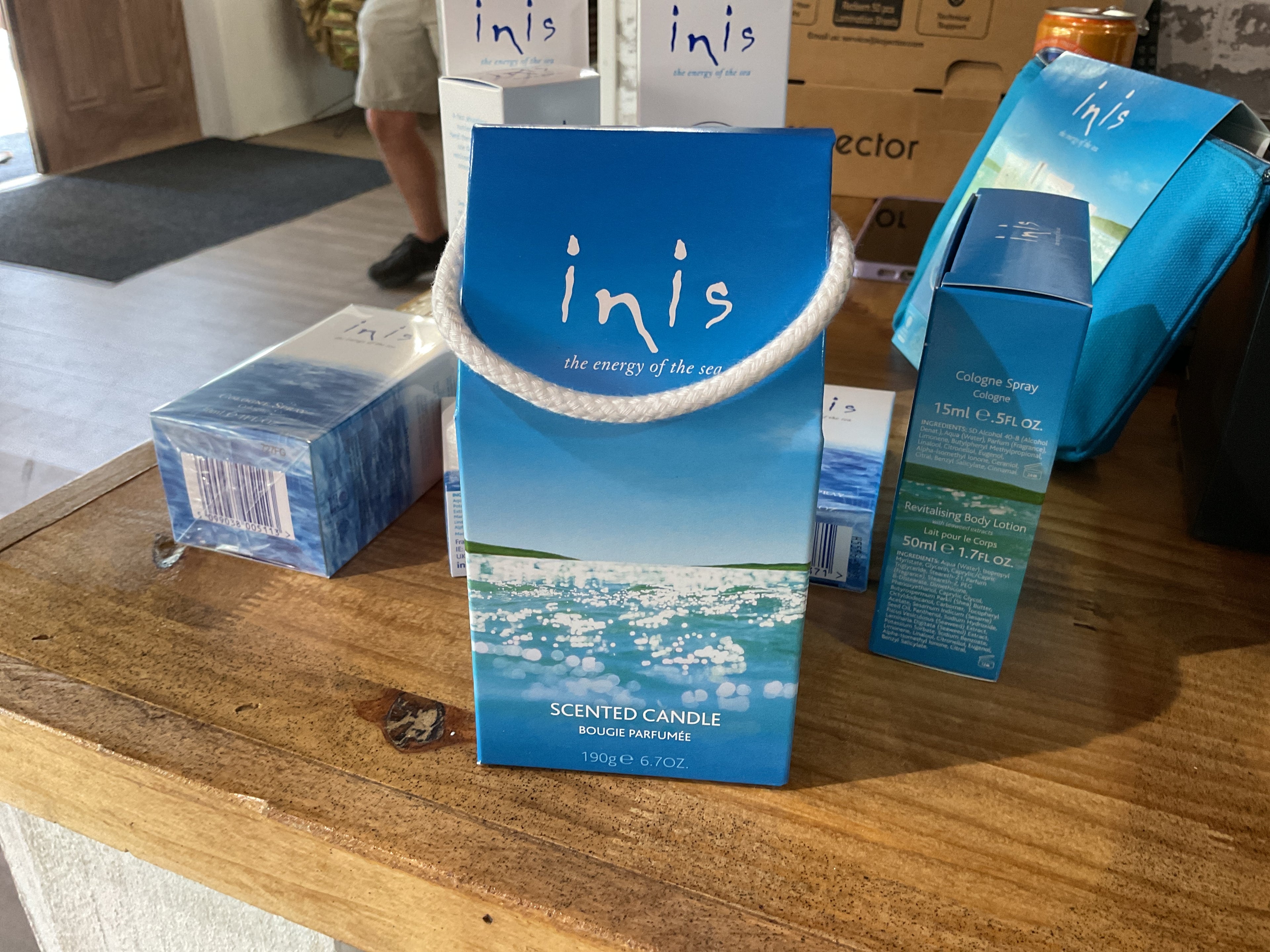 Inis Scented Candle