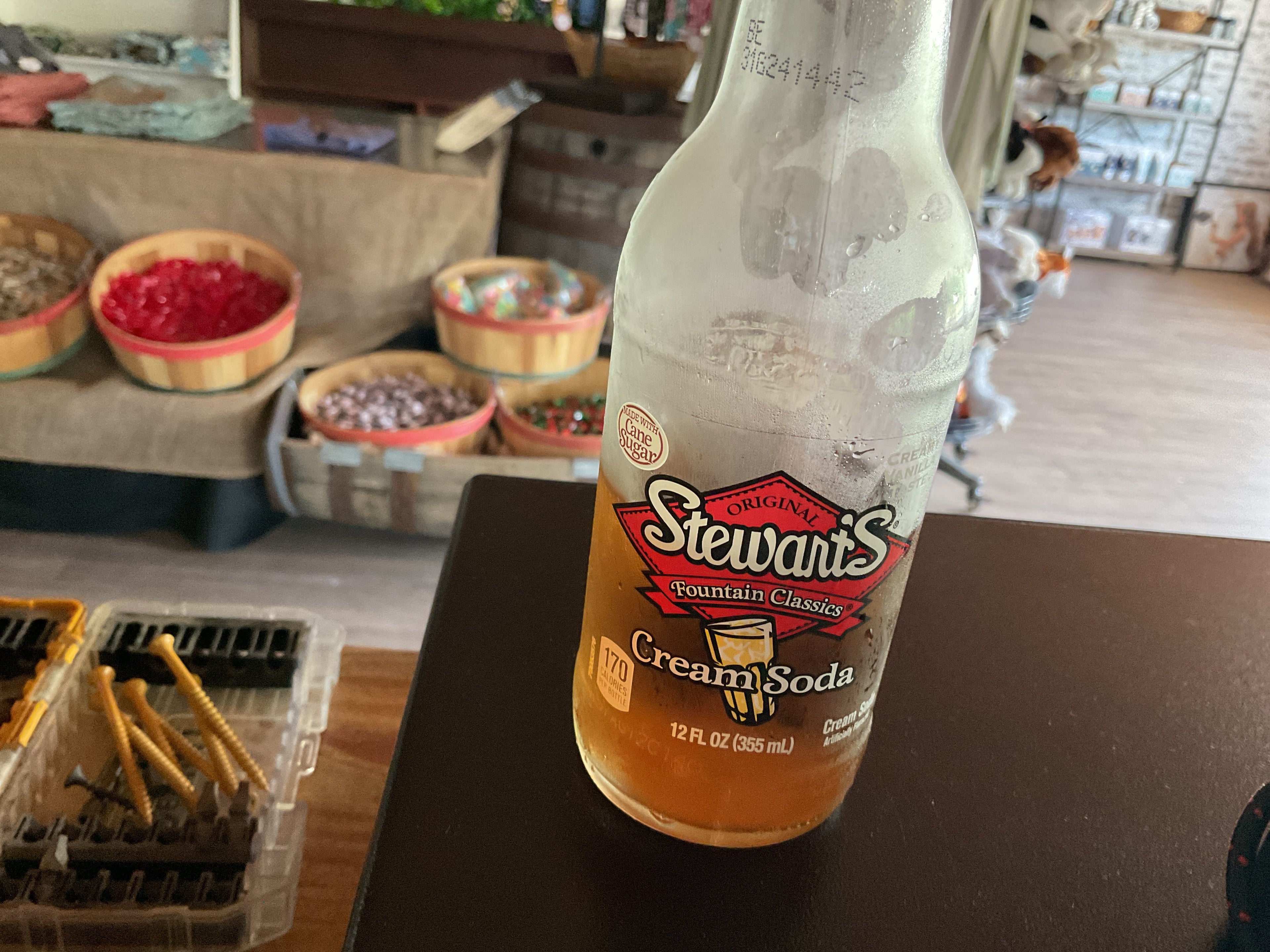 GLASS BOTTLE SODA